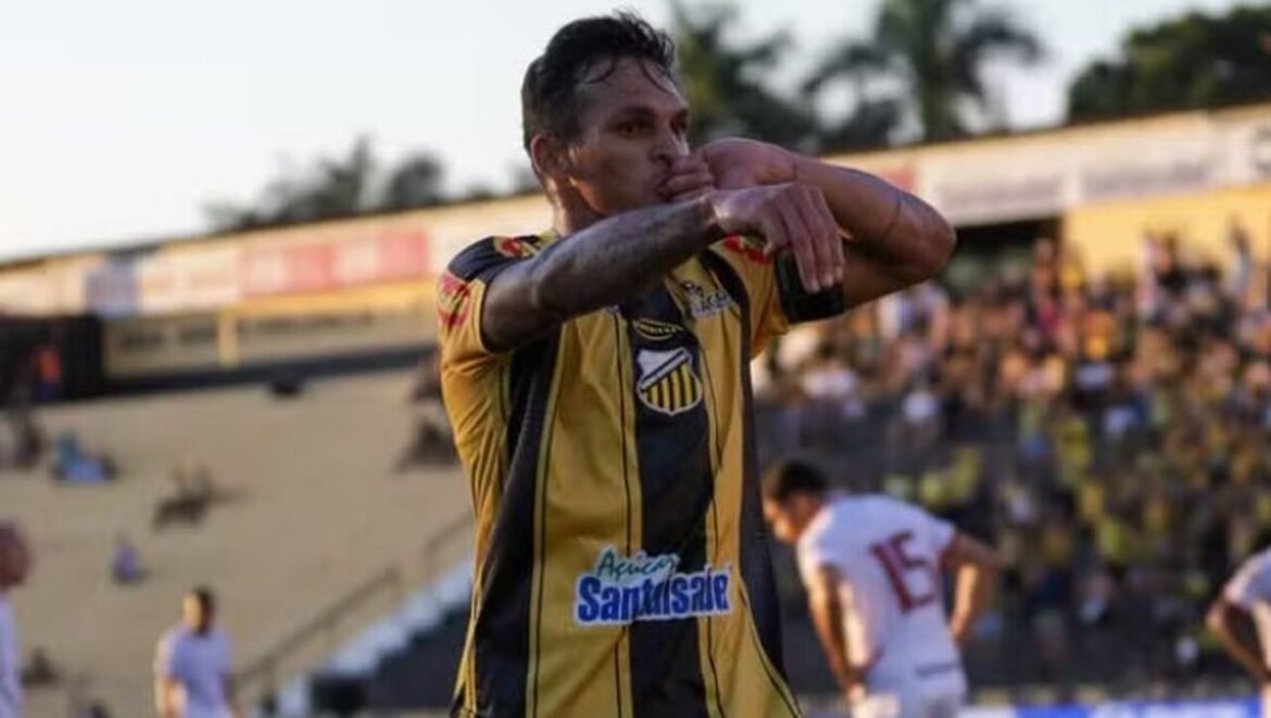 Novorizontino se destaca, vence Atlético-GO e conquista a liderança da Série B