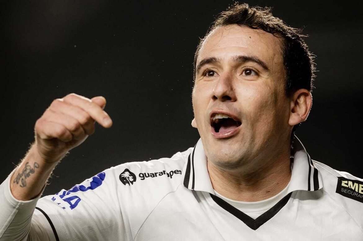 Pablo ressalta campanha marcante e prevê ascensão do Operário à Série A