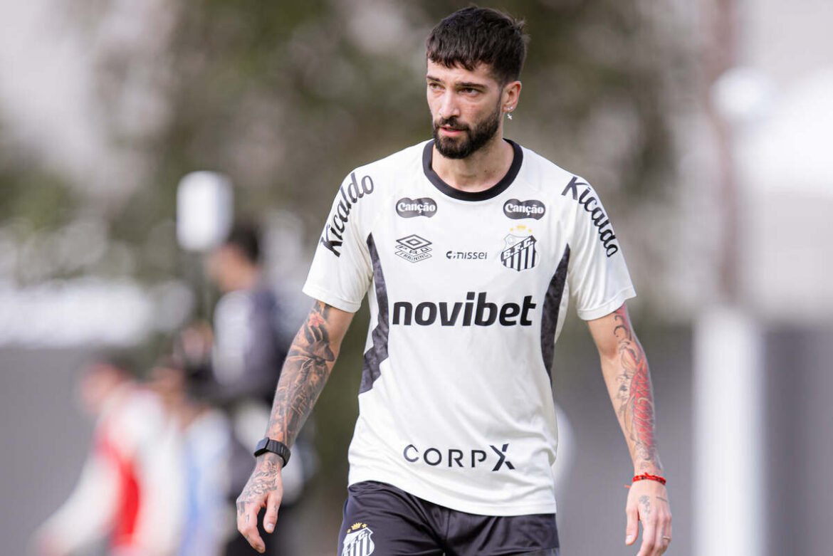 Racing inicia negociações com o Cruzeiro para a possível contratação de Lautaro Díaz