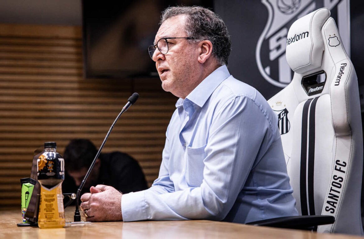 Santos acumula três meses de pendências nos direitos de imagem