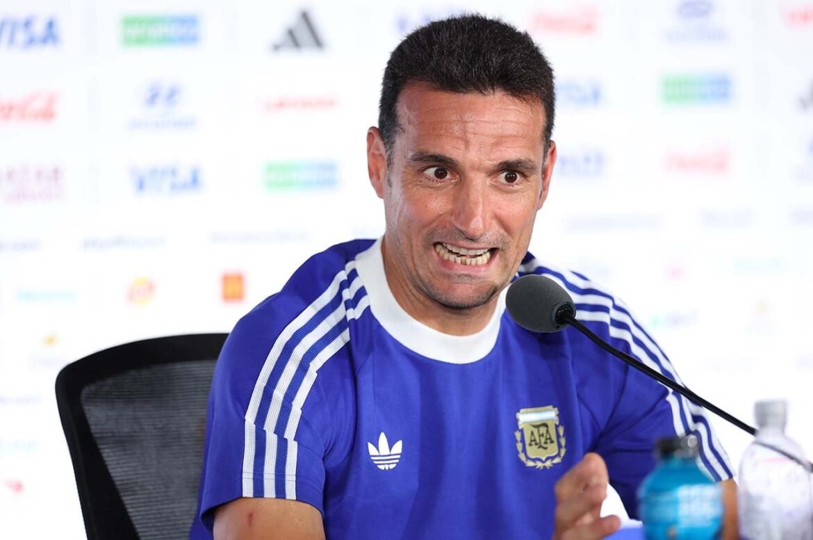 Scaloni destaca a importância da emoção na Argentina: "Resgatamos algo significativo"