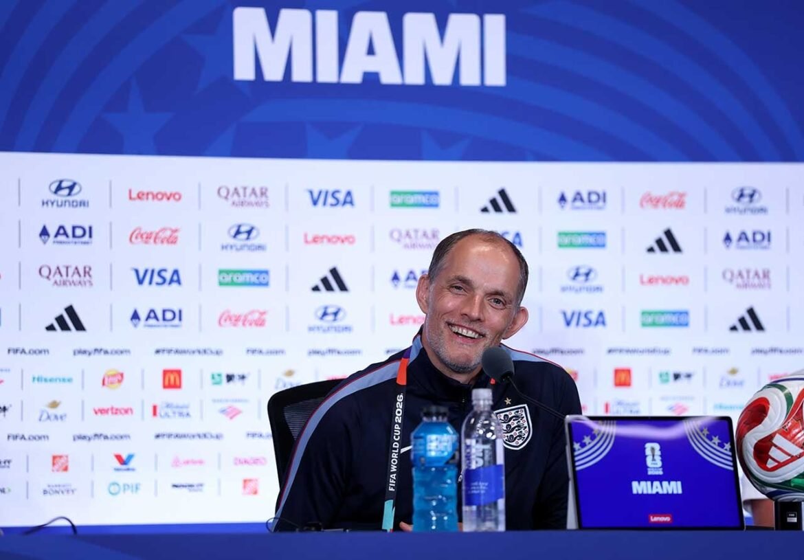 Tuchel destaca Ancelotti e reconhece influências da Premier League no futebol inglês