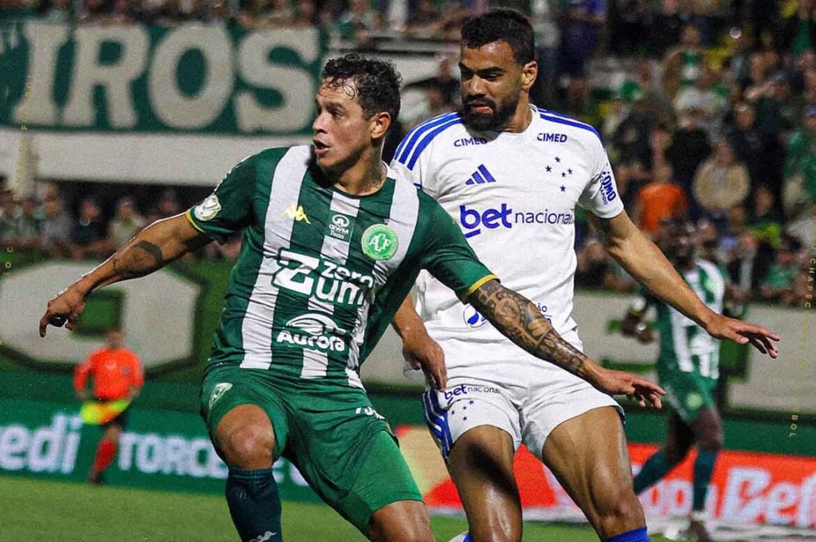 Chape e Cruzeiro empatam sem cartões em novo 0 a 0 nas oitavas de final