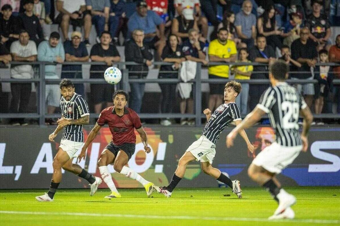 Corinthians supera o Bragantino e avança na tabela do Campeonato Brasileiro