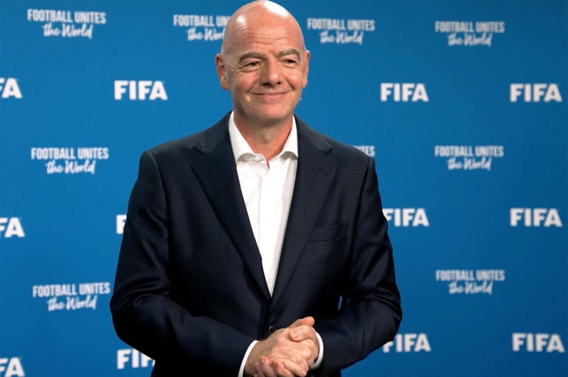 Diretor da FIFA Renuncia Após Críticas ao Projeto de Infantino