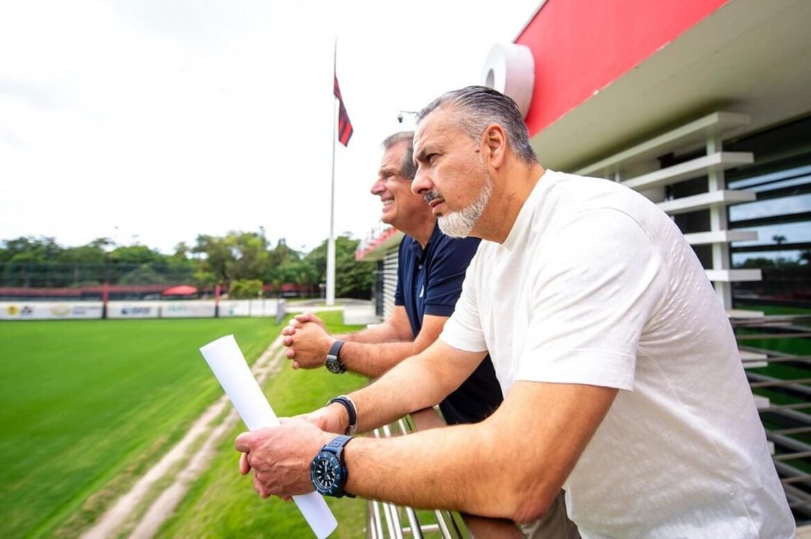 Flamengo enfrenta tensões internas com Boto e setor médico antes da Libertadores