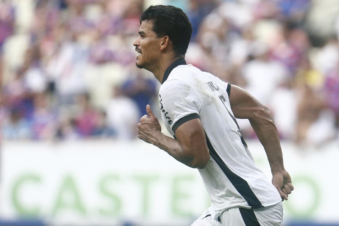 Grêmio em Discussão para a Aquisição do Volante Danilo Barbosa