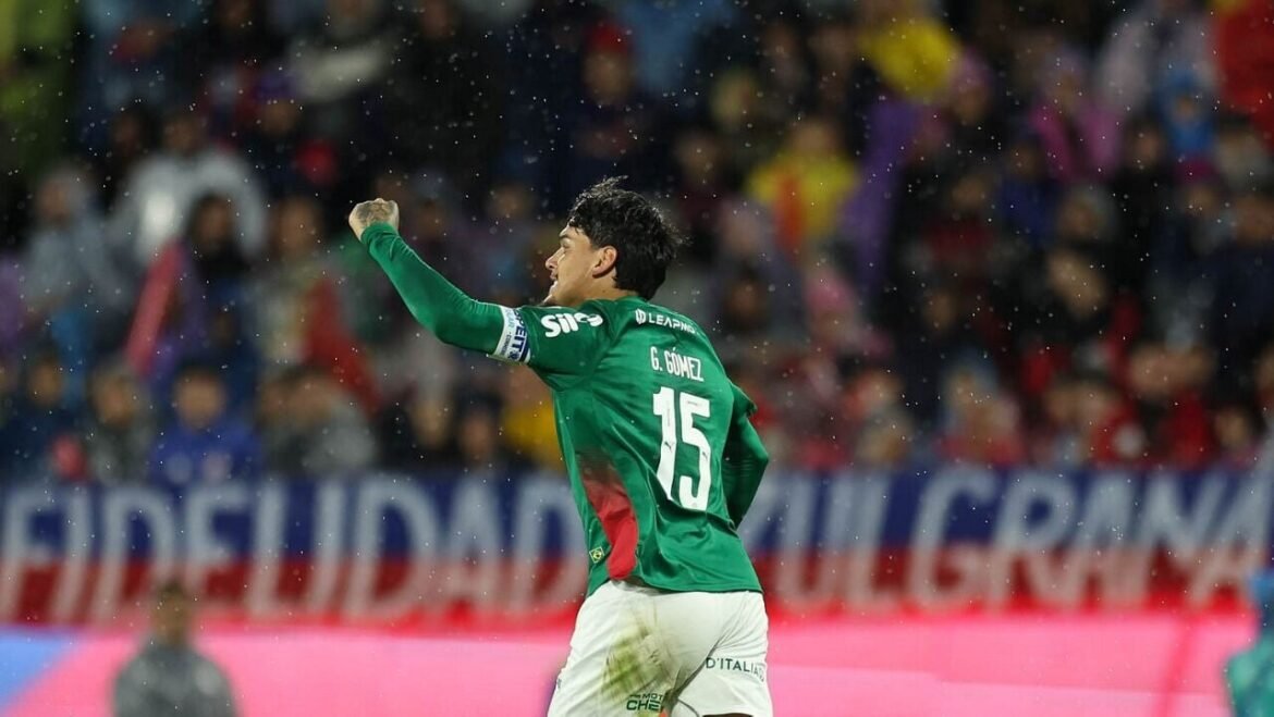 Gustavo Gómez elogia time do Palmeiras após avançar de fase: "Vontade de vencer"