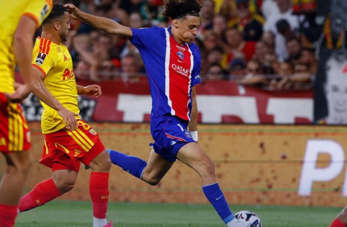 Lens surpreende PSG e garante título da Supercopa da França