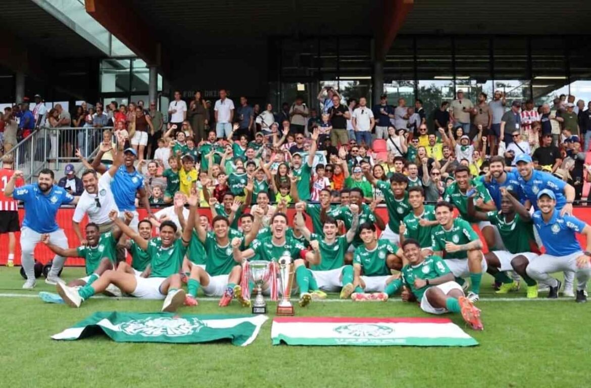 Palmeiras conquista torneio sub-20 na Holanda com regras diferenciadas