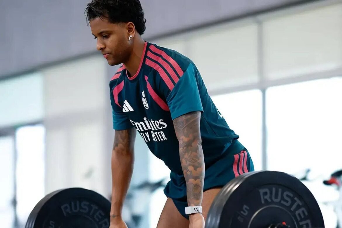 Rodrygo deve retomar os treinos no campo pelo Real Madrid em setembro