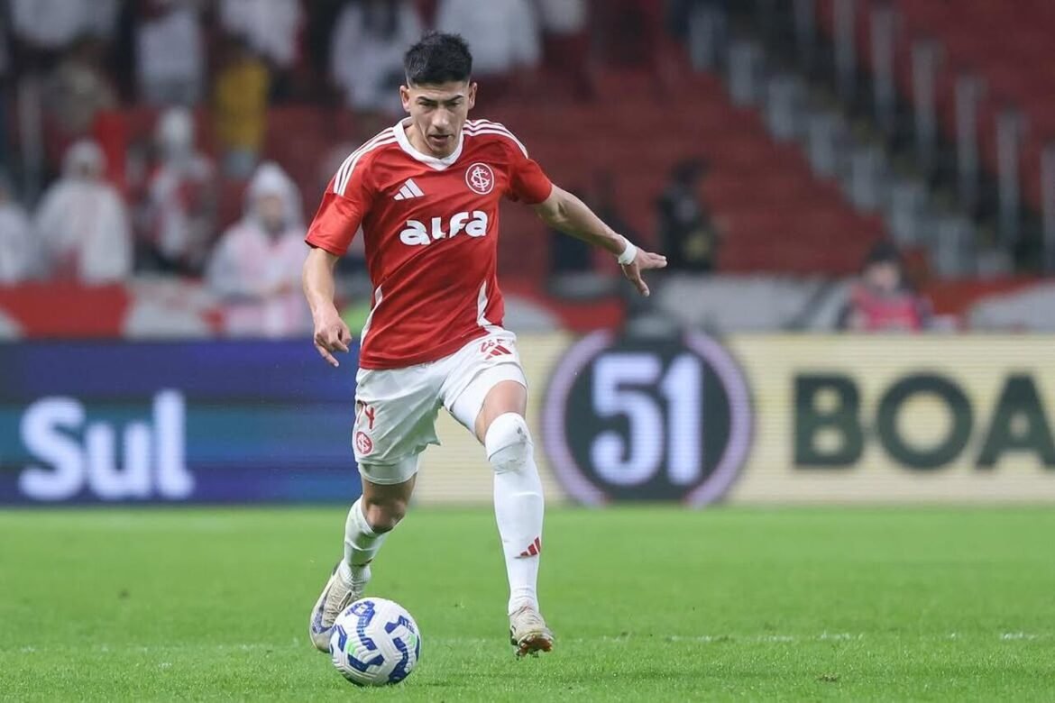 Rosário Central apresenta oferta por Alan Rodríguez, jogador do Internacional