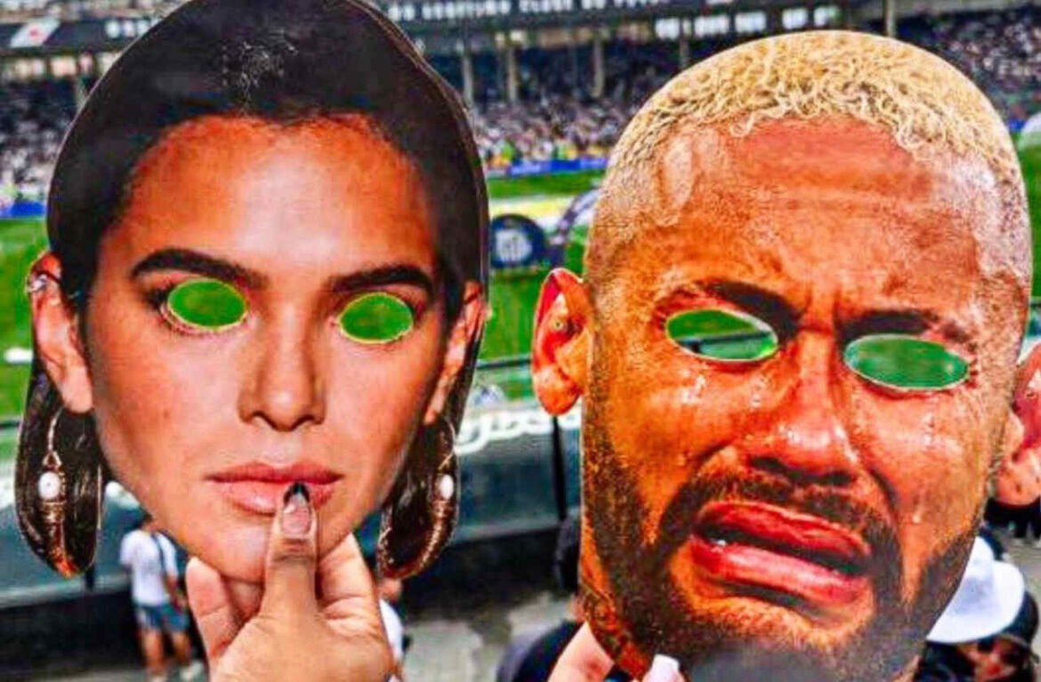 Torcida do Vasco provoca Neymar com máscaras de Bruna Marquezine durante o jogo