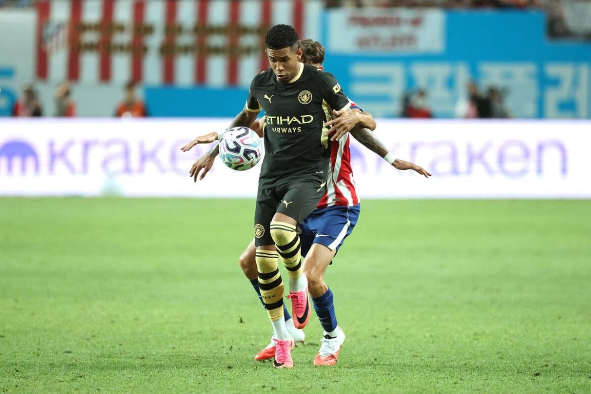 Tottenham apresenta proposta e Savinho busca deixar o Manchester City